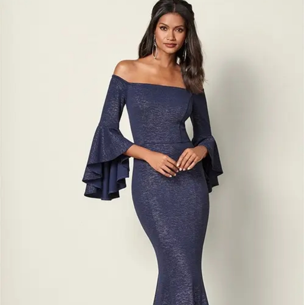 OFF THE SHOULDER LONG DRESS